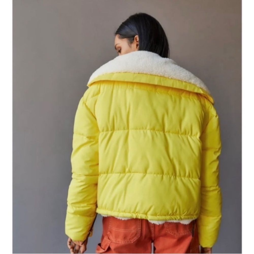 HOLD FOR MHOHN0512 URBAN OUTFITTERS SHERPA LINED PUFFER JACKET - Picture 6 of 13